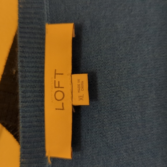 Lot of 2 LOFT sweaters. XL. Identical in black and blue. - Picture 2 of 5